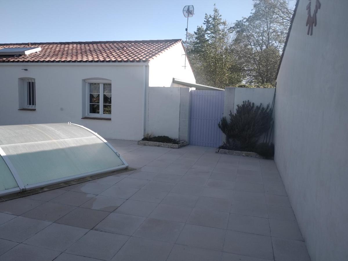 L'Eden Naturiste Spas Challans Exterior foto